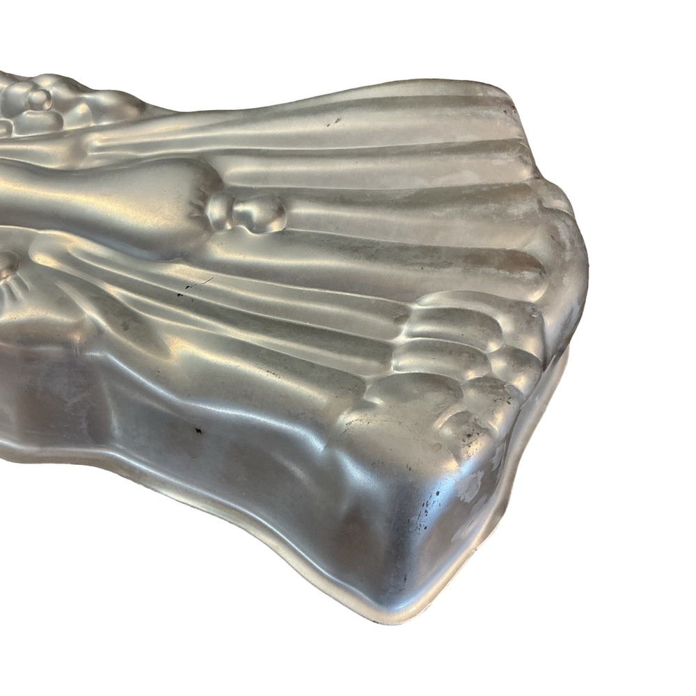 Wilton Holly Hobbie Vintage 1975 Aluminum Cake Pan 502-194 Silver Retro Baking - Picture 3 of 7